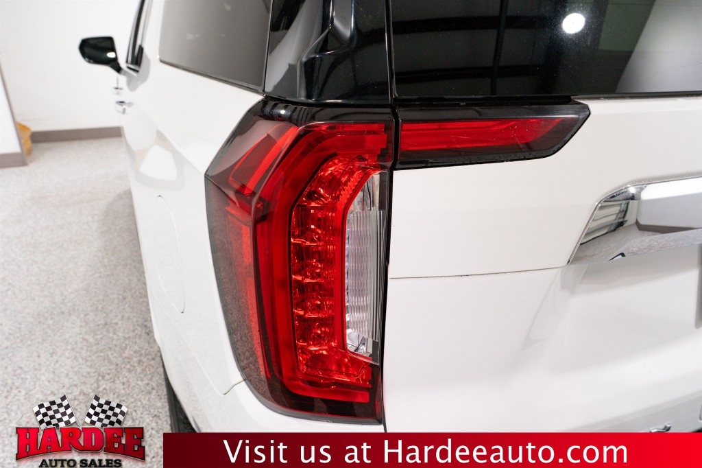 2021 GMC Yukon Image 9