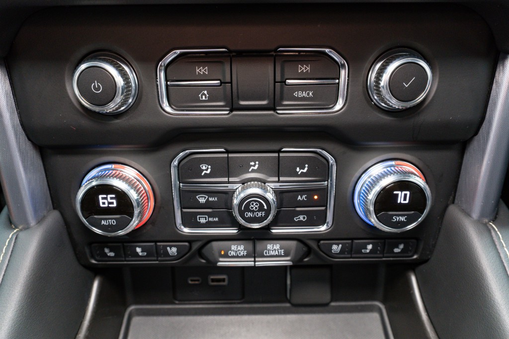 2021 GMC Yukon Image 23