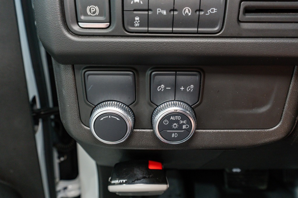 2021 GMC Yukon Image 33