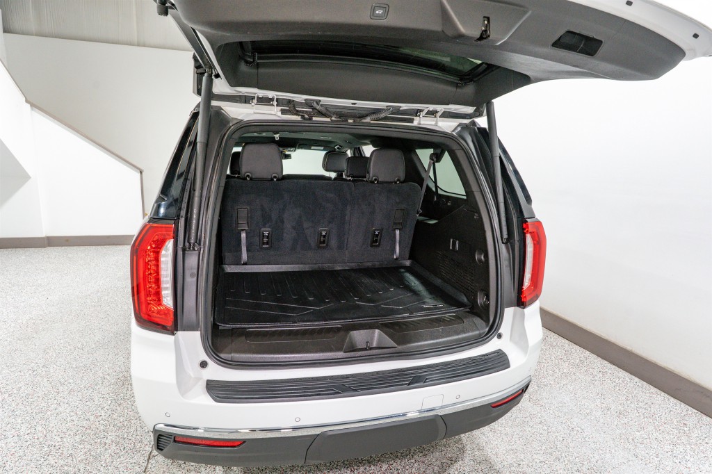 2021 GMC Yukon Image 37