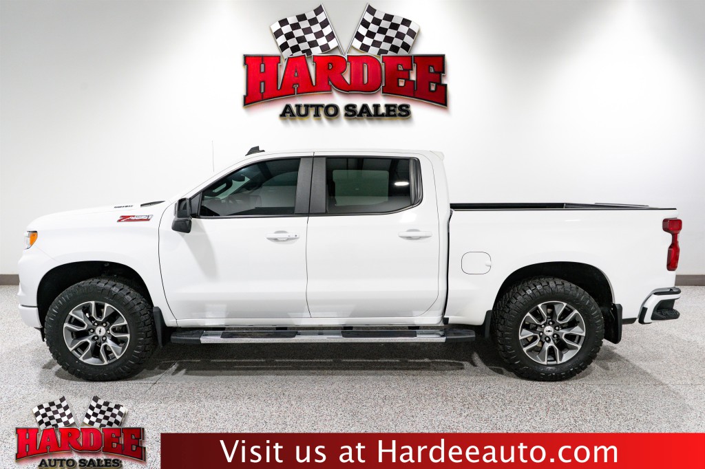 2025 Chevrolet Silverado 1500 Image 1