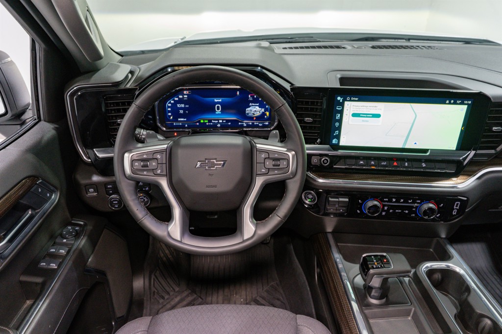 2025 Chevrolet Silverado 1500 Image 12