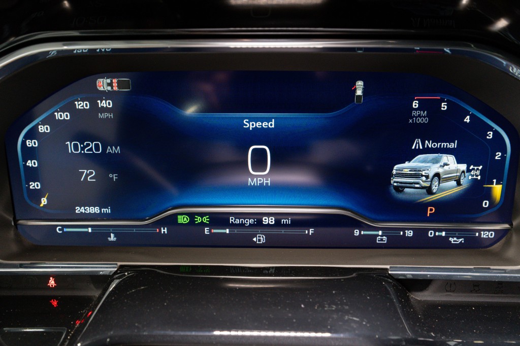 2025 Chevrolet Silverado 1500 Image 25