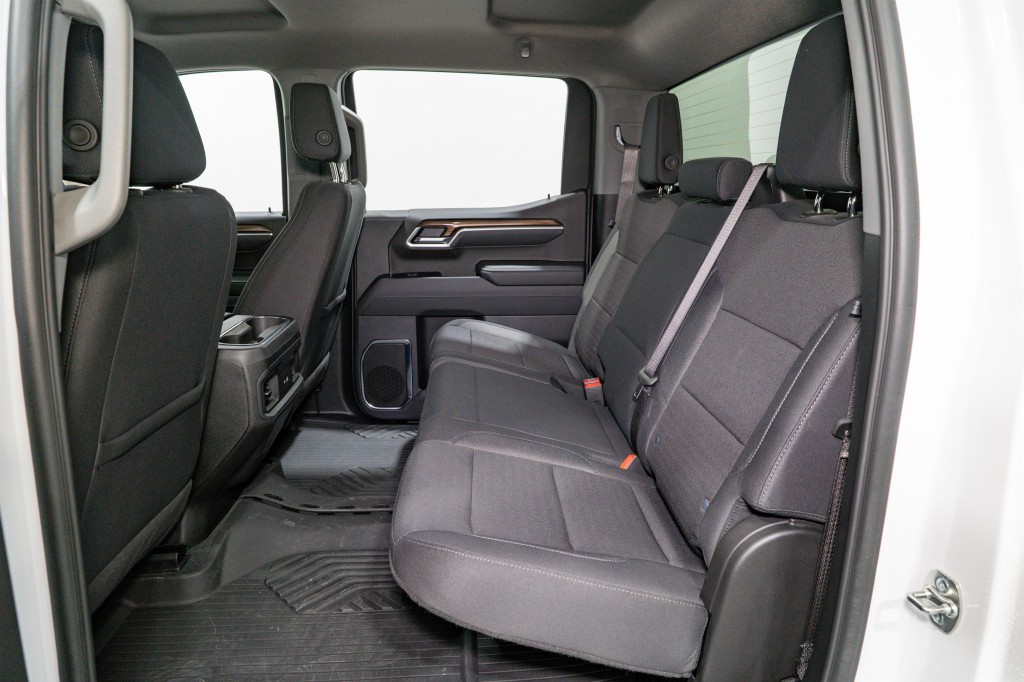 2025 Chevrolet Silverado 1500 Image 30