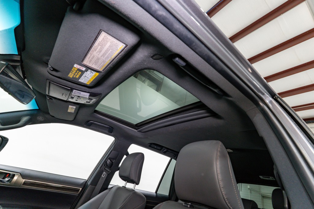 2020 Lexus GX Image 17