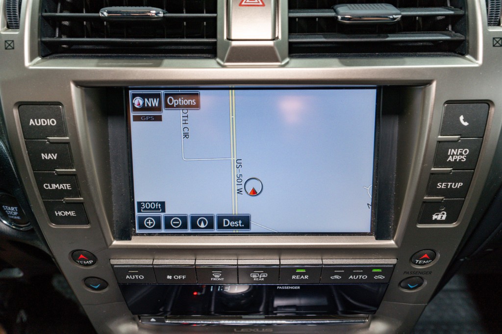 2020 Lexus GX Image 18