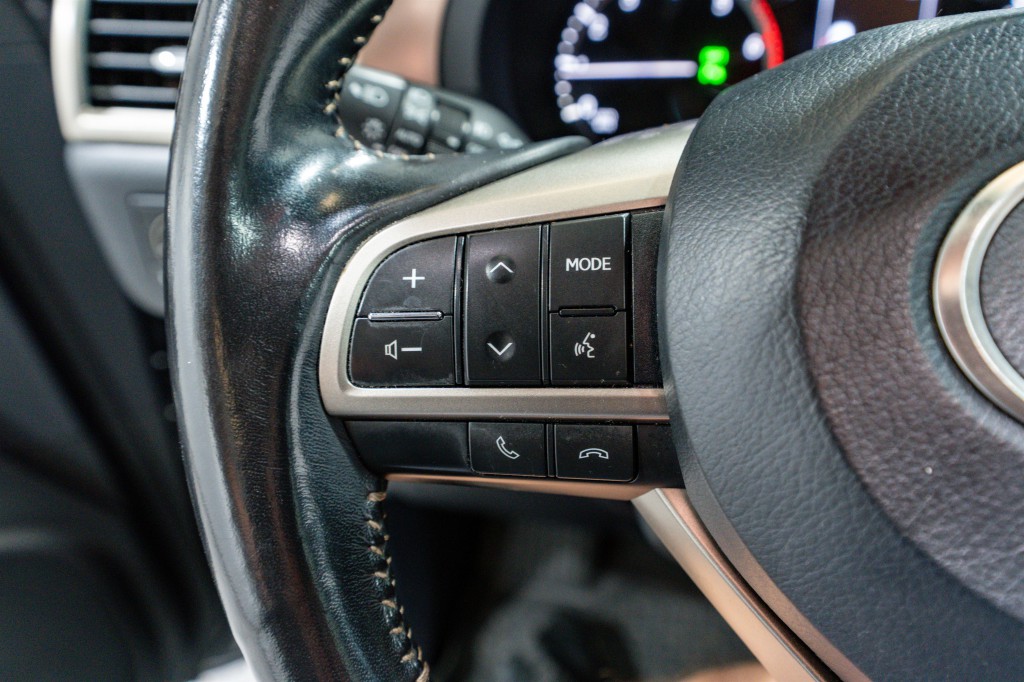 2020 Lexus GX Image 29