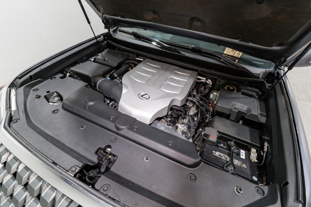 2020 Lexus GX Image 39