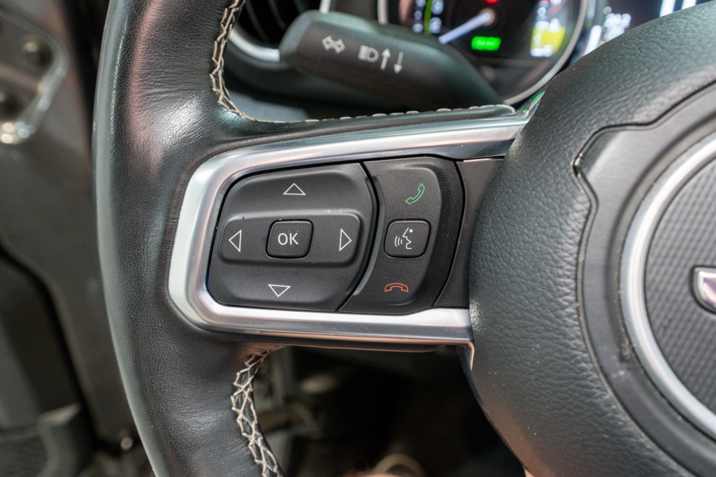 2021 Jeep Wrangler Image 25
