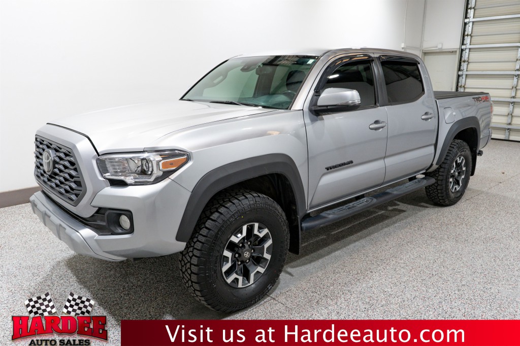 2020 Toyota Tacoma Image 2