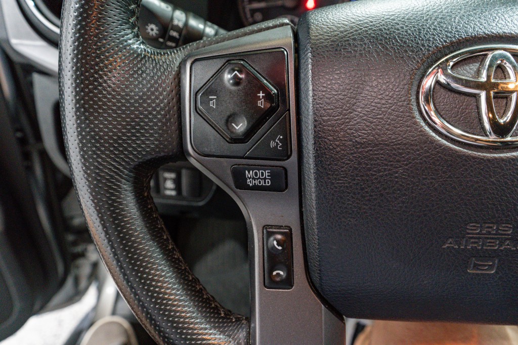 2020 Toyota Tacoma Image 27