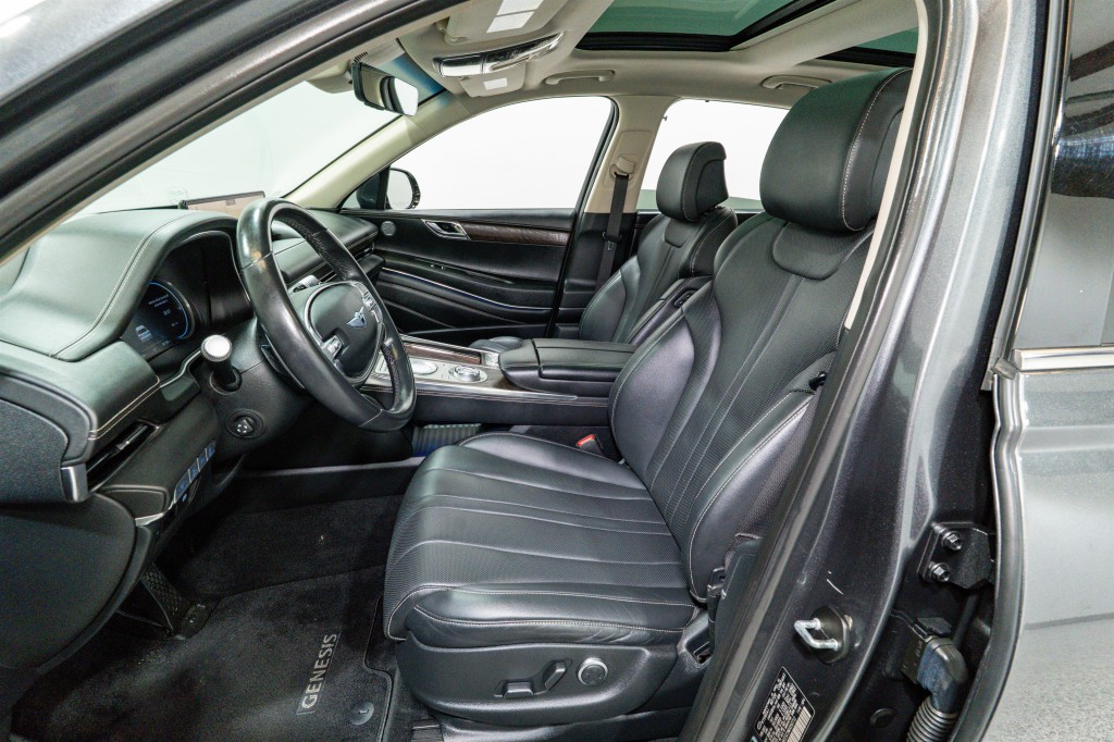 2021 Genesis GV80 Image 16