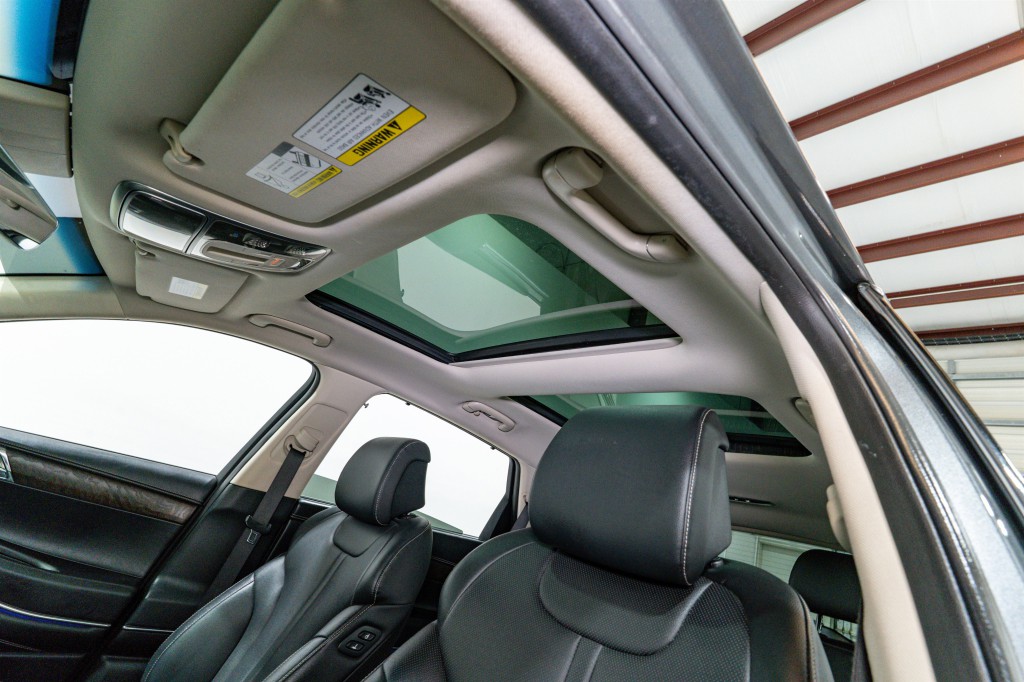 2021 Genesis GV80 Image 17