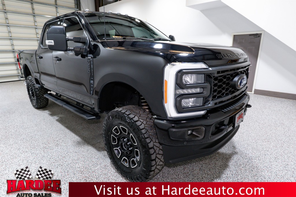 2023 Ford F-250 Image 6