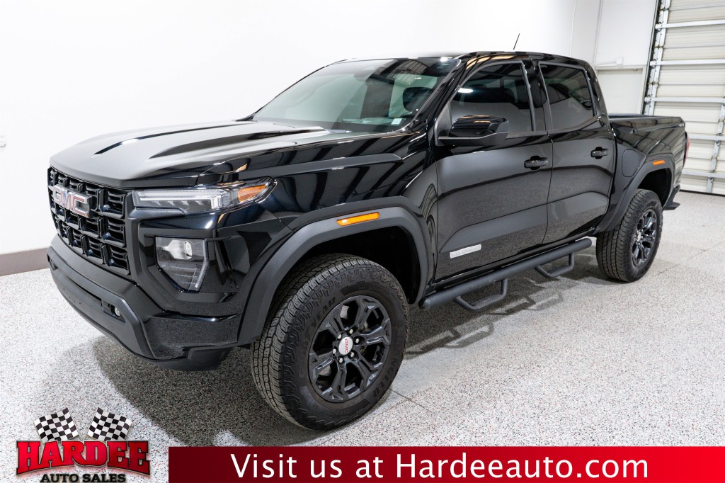 2023 GMC Canyon Image 2