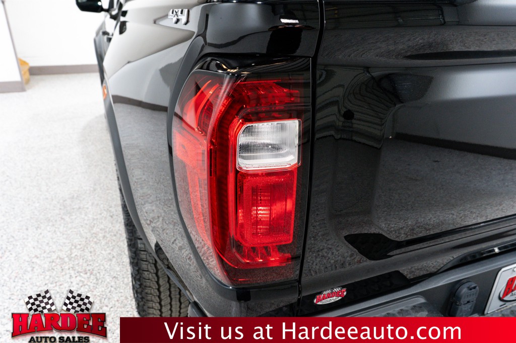 2023 GMC Canyon Image 9