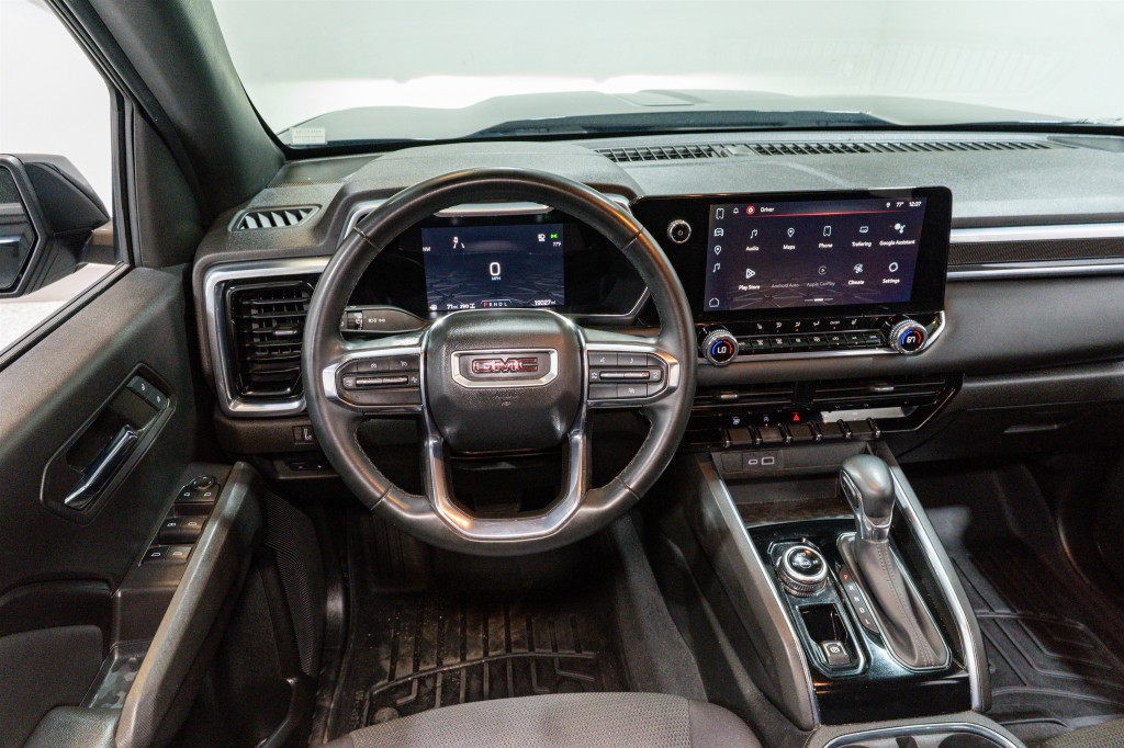2023 GMC Canyon Image 12