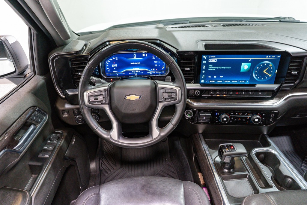 2023 Chevrolet Silverado 1500 Image 12