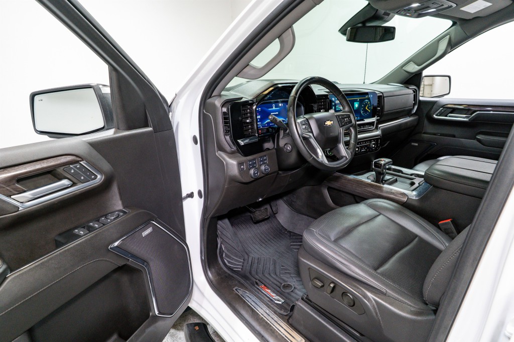 2023 Chevrolet Silverado 1500 Image 13