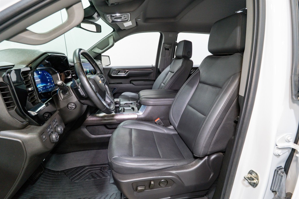 2023 Chevrolet Silverado 1500 Image 18