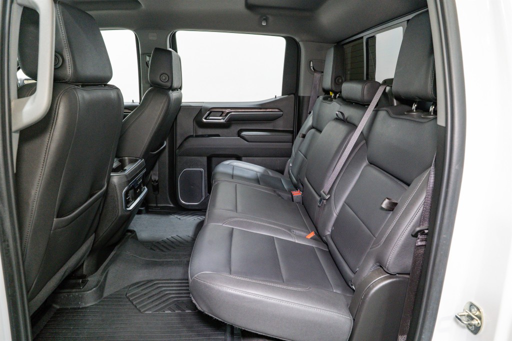 2023 Chevrolet Silverado 1500 Image 32
