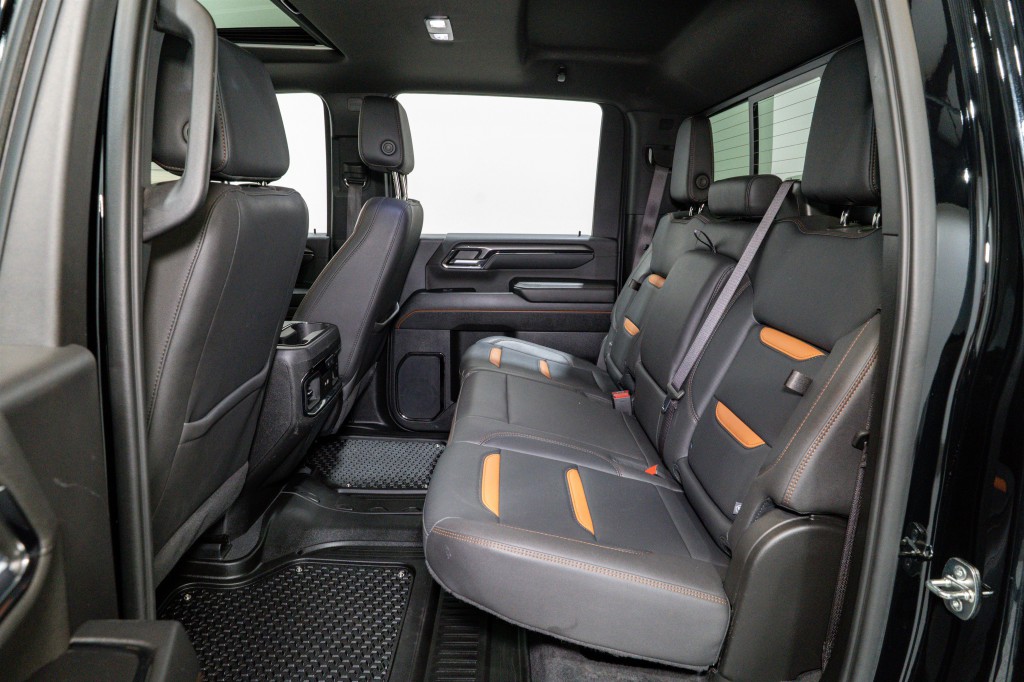 2024 GMC Sierra 2500 Image 33
