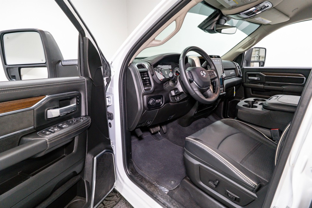 2024 RAM 2500 Image 13