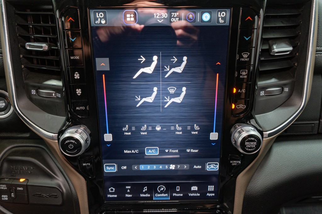 2024 RAM 2500 Image 21