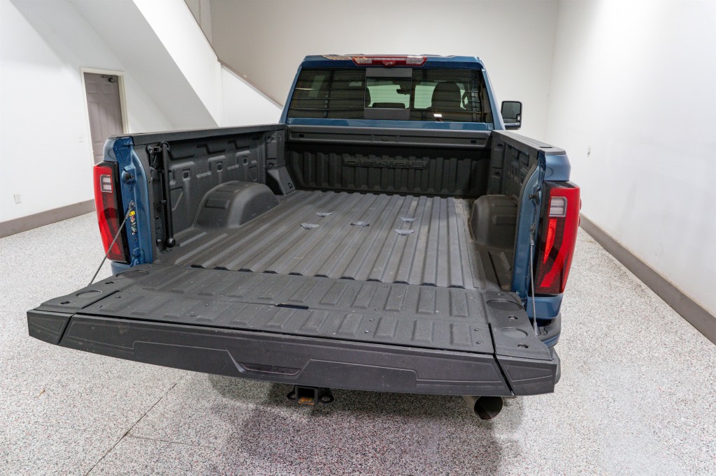 2024 GMC Sierra 2500 Image 11