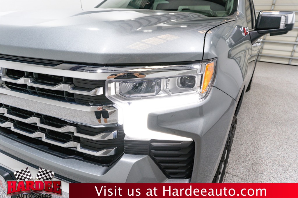 2023 Chevrolet Silverado 1500 Image 8