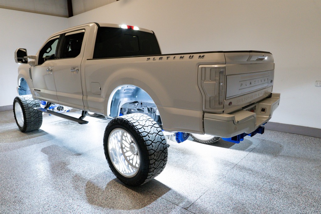 2017 Ford F-350 Image 10