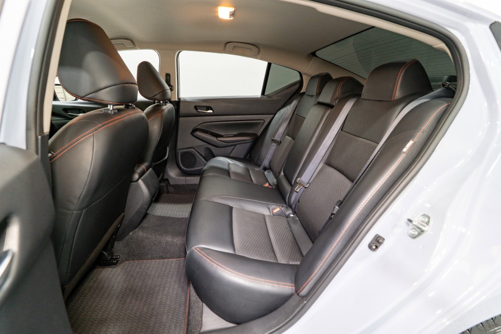 2024 Nissan Altima Image 27