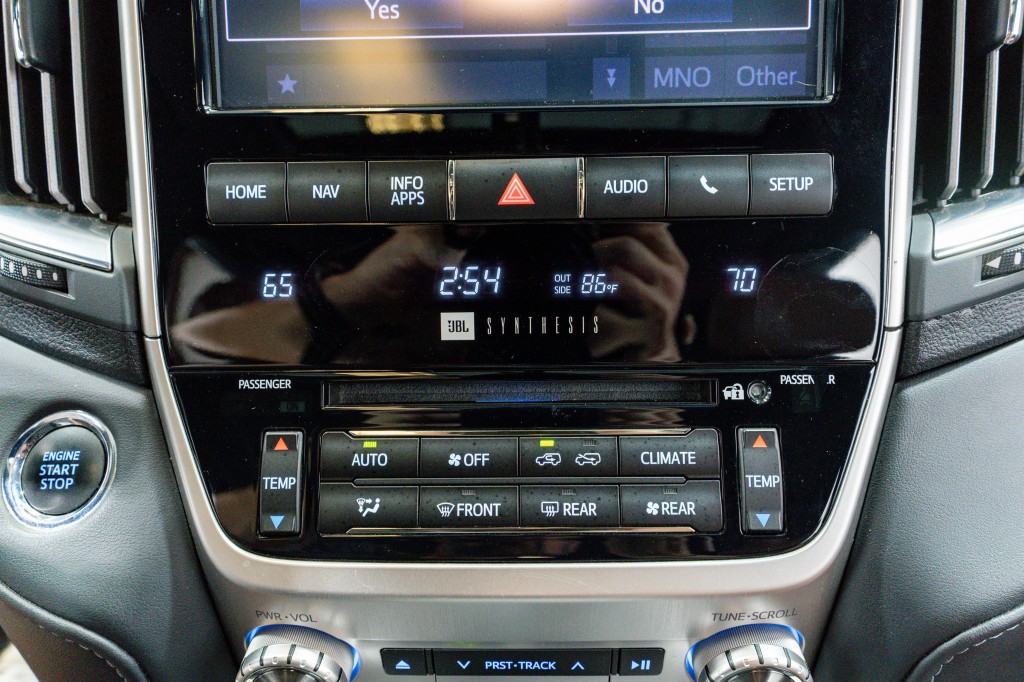 2021 Toyota Land Cruiser Image 21