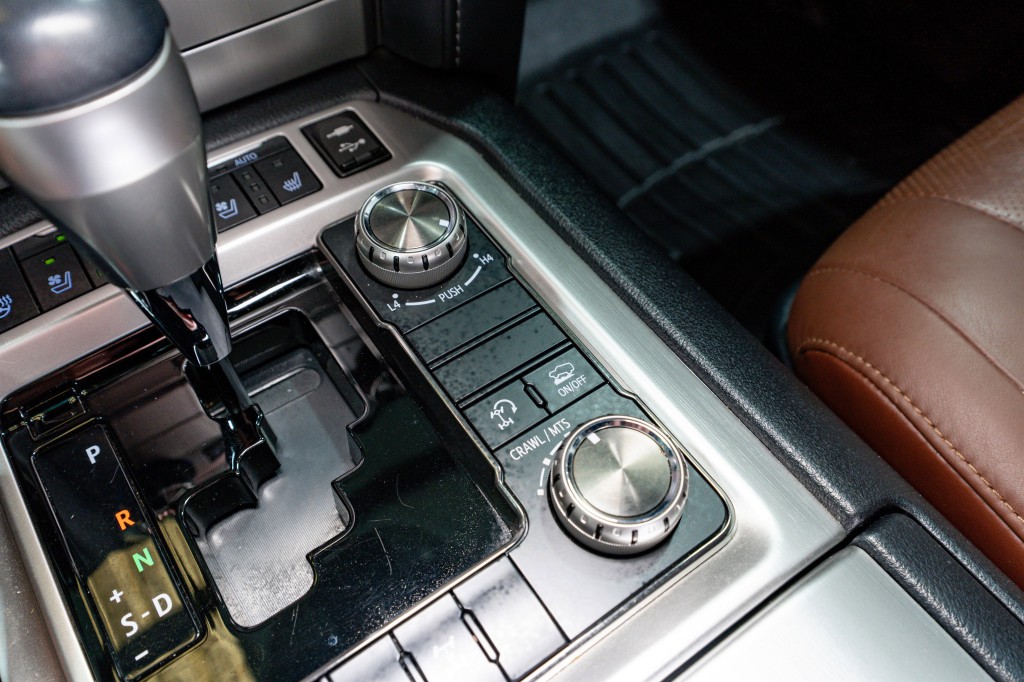 2021 Toyota Land Cruiser Image 24
