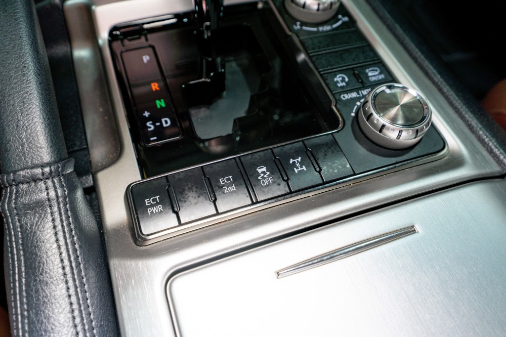 2021 Toyota Land Cruiser Image 25