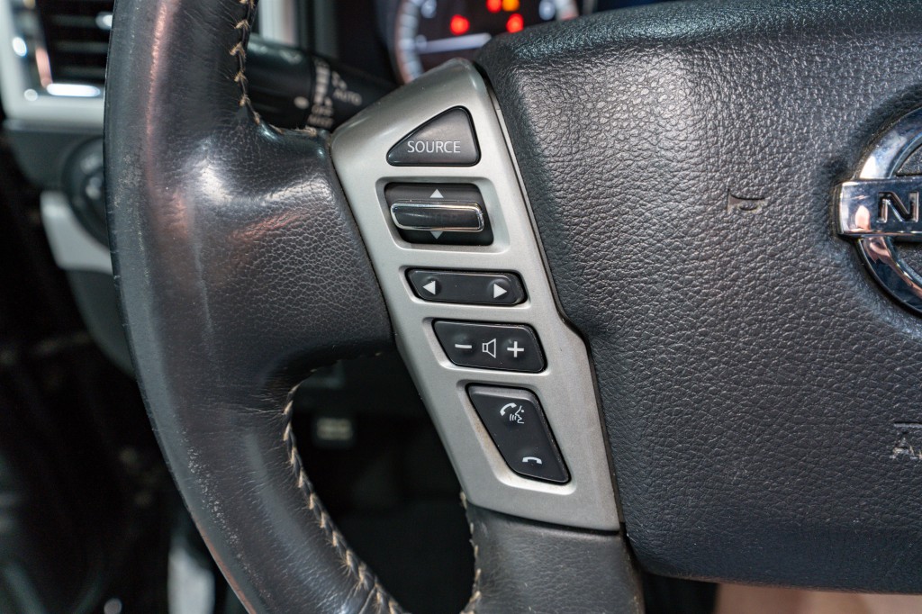 2017 Nissan Titan Image 29