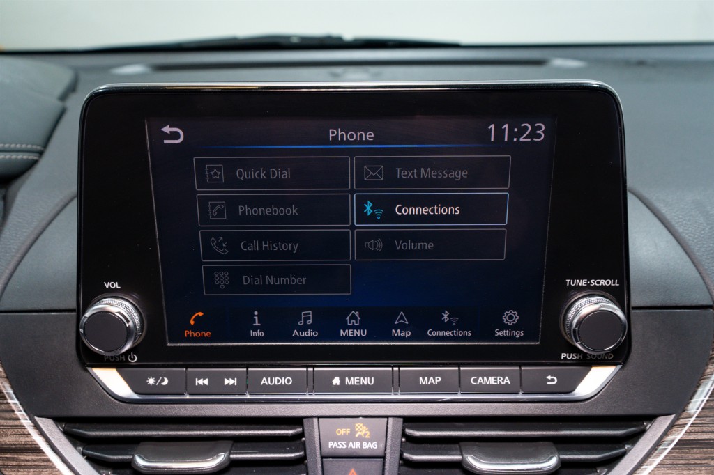 2019 Nissan Altima Image 19