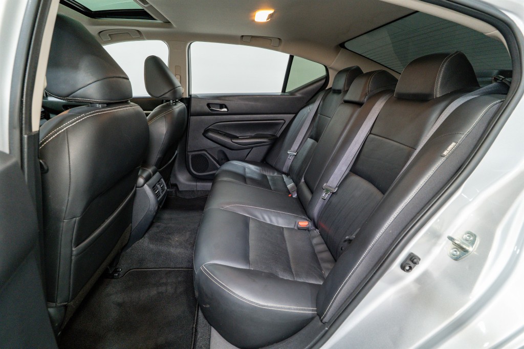 2019 Nissan Altima Image 29