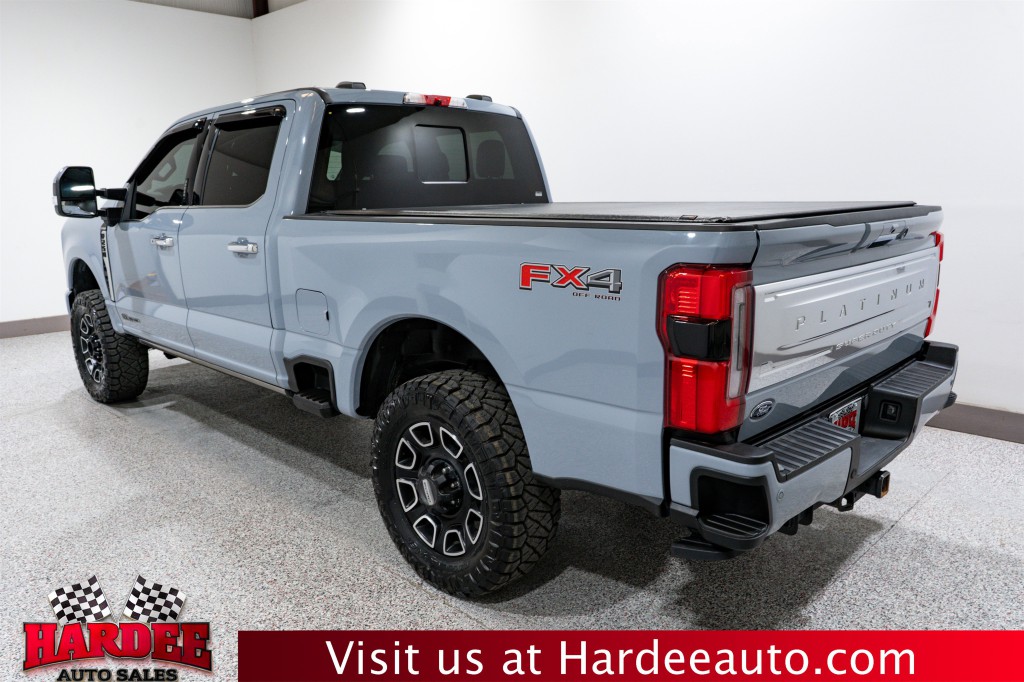 2024 Ford F-250 Image 3