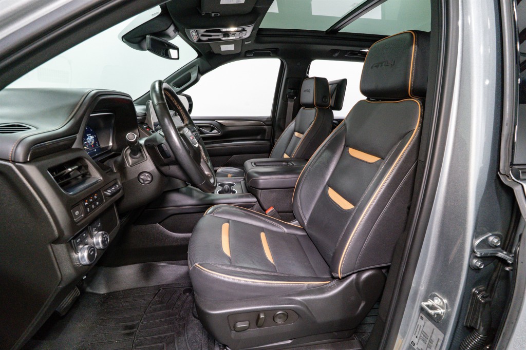 2023 GMC Yukon Image 16