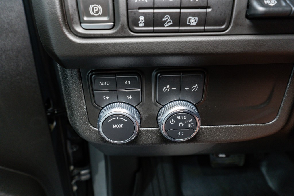2023 GMC Yukon Image 31