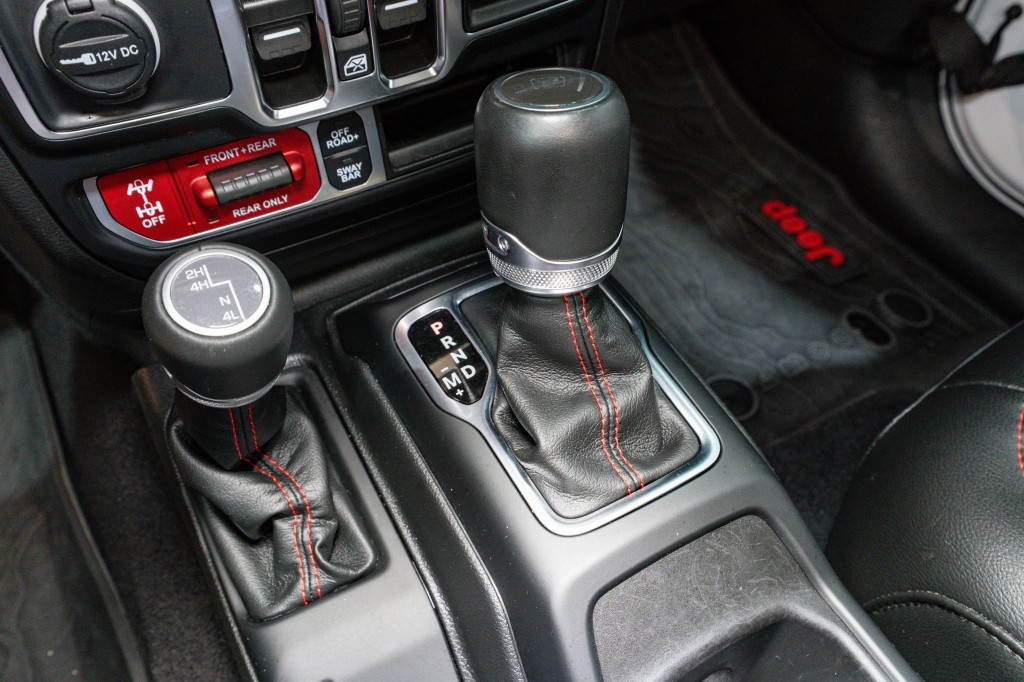 2023 Jeep Gladiator Image 24