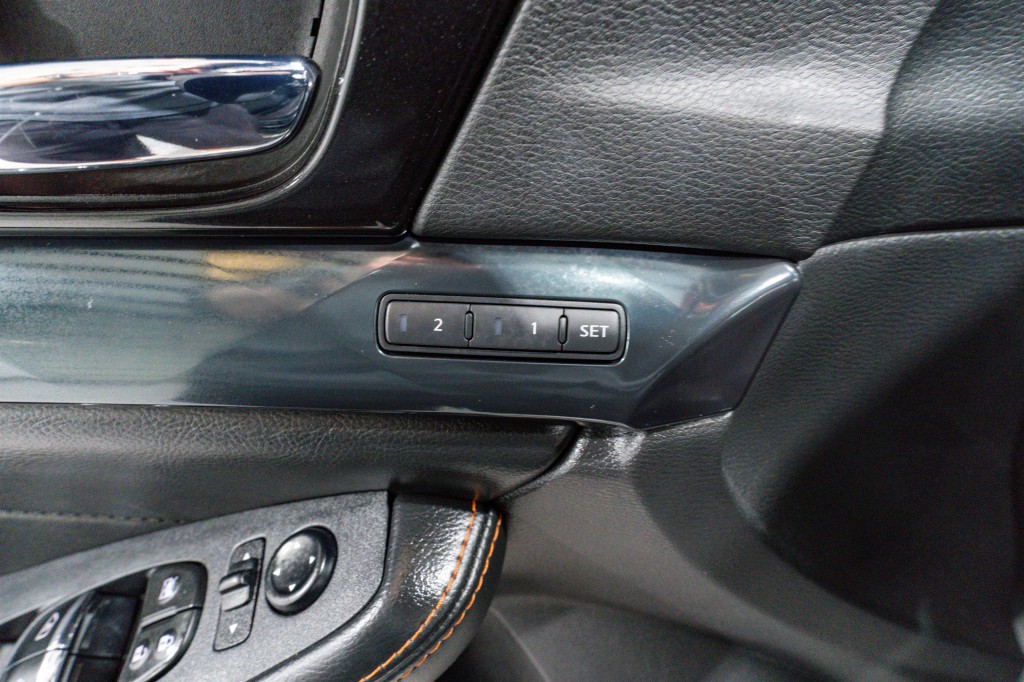 2019 Nissan Maxima Image 14