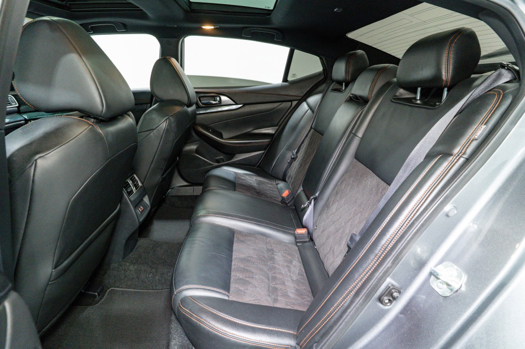 2019 Nissan Maxima Image 30