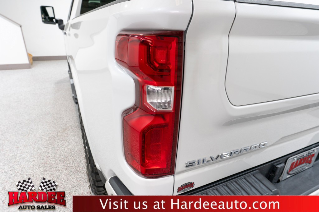 2022 Chevrolet Silverado 1500 Image 9