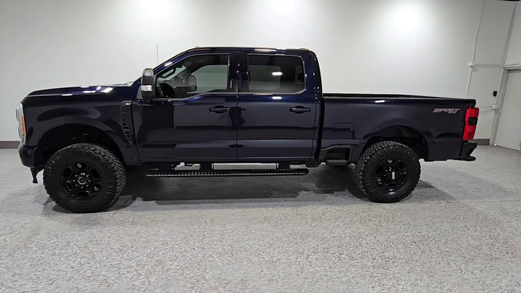 2023 Ford F-250 Image 5