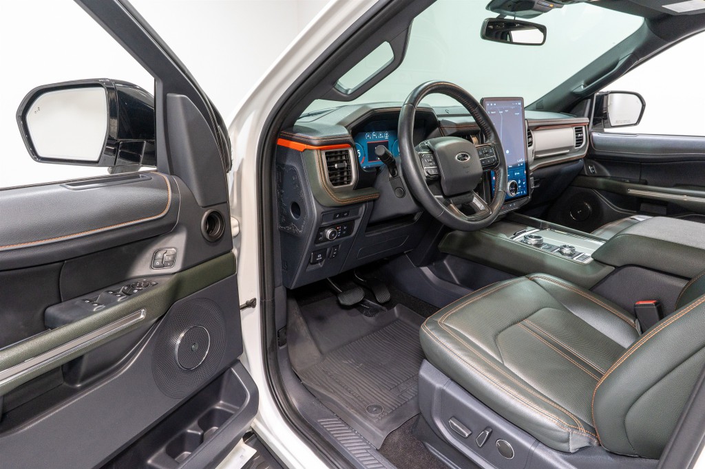 2022 Ford Expedition Image 12