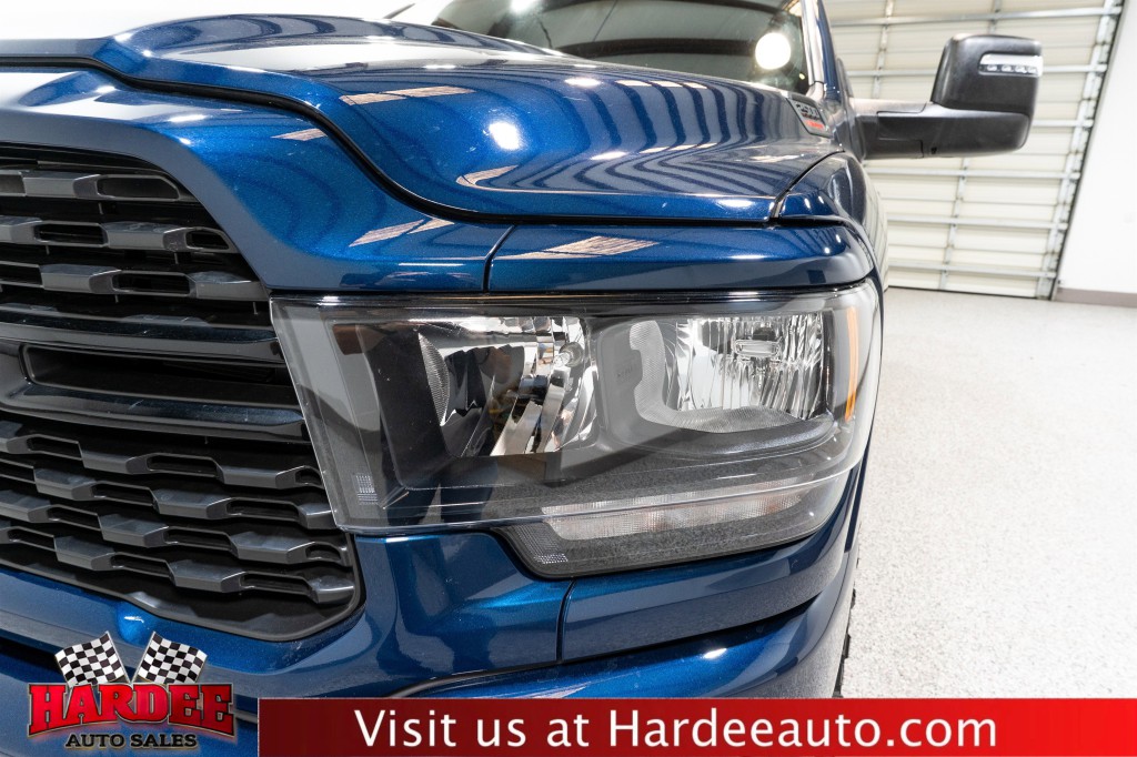 2024 RAM 2500 Image 8