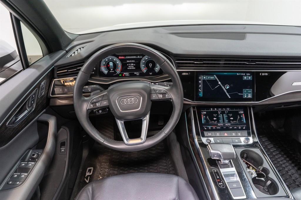 2022 Audi Q7 Image 11
