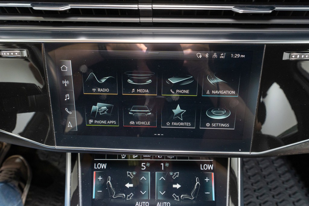 2022 Audi Q7 Image 18